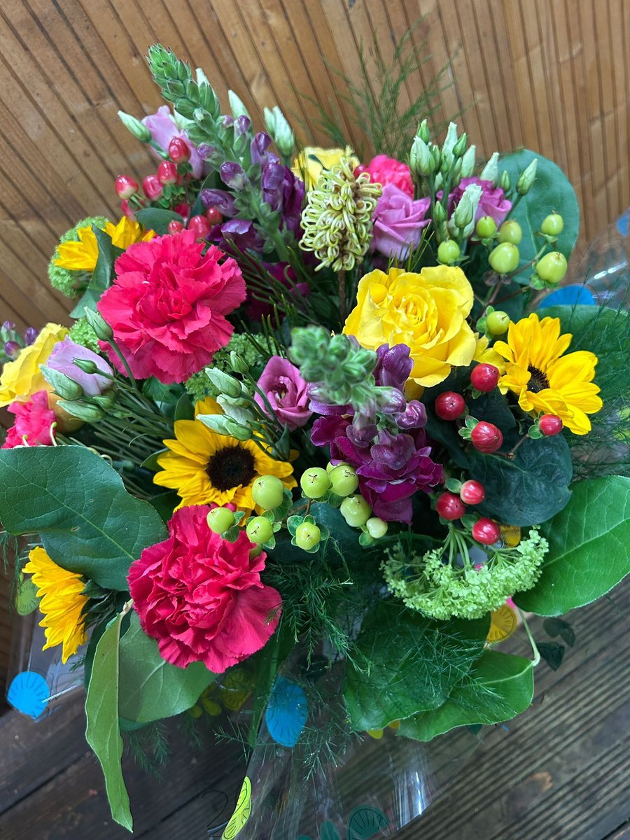 Bromborough Flowers tweet media