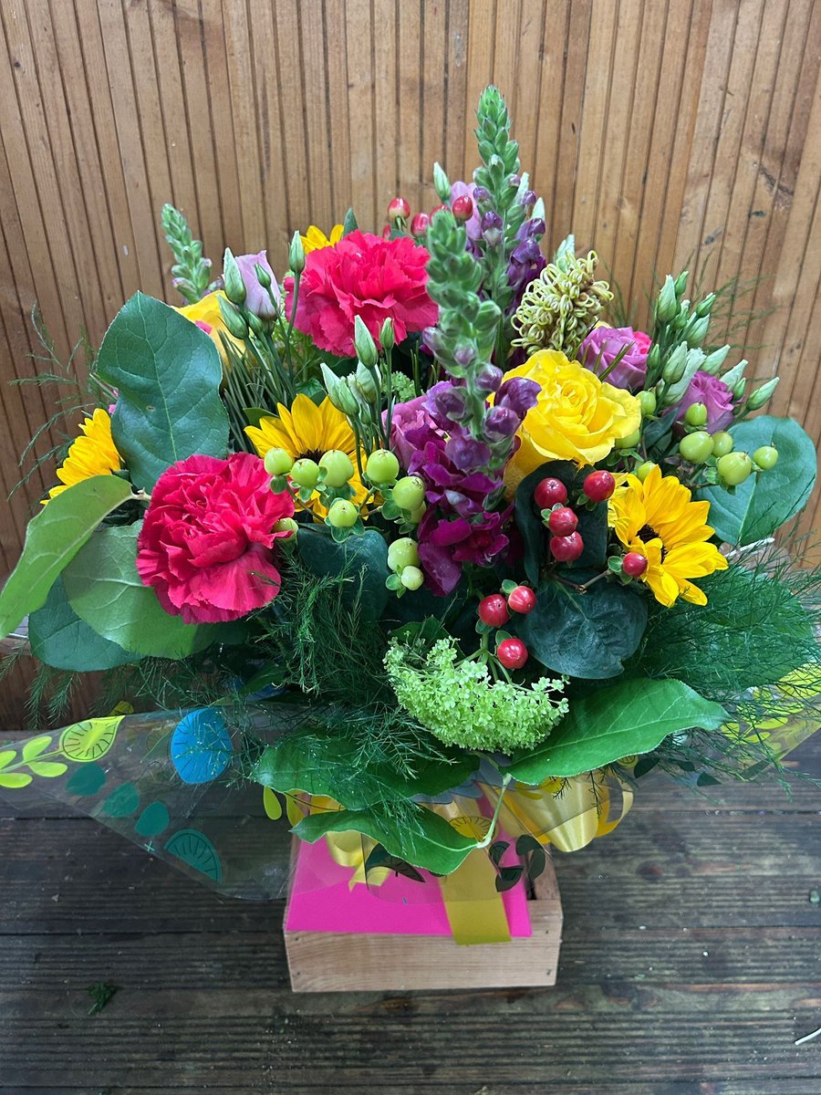 Bromborough Flowers tweet media