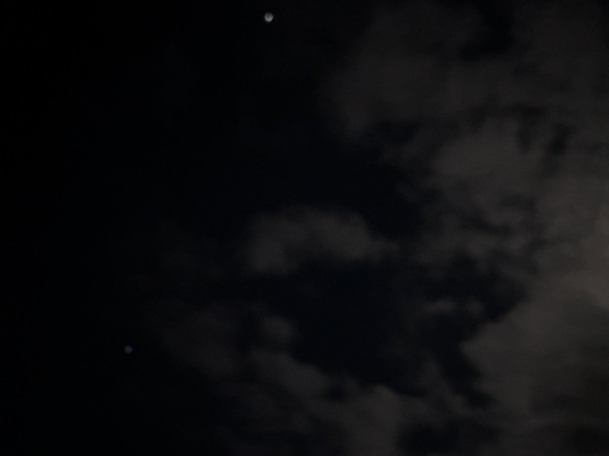 ブラックホールの裏側って
どこだと思う？