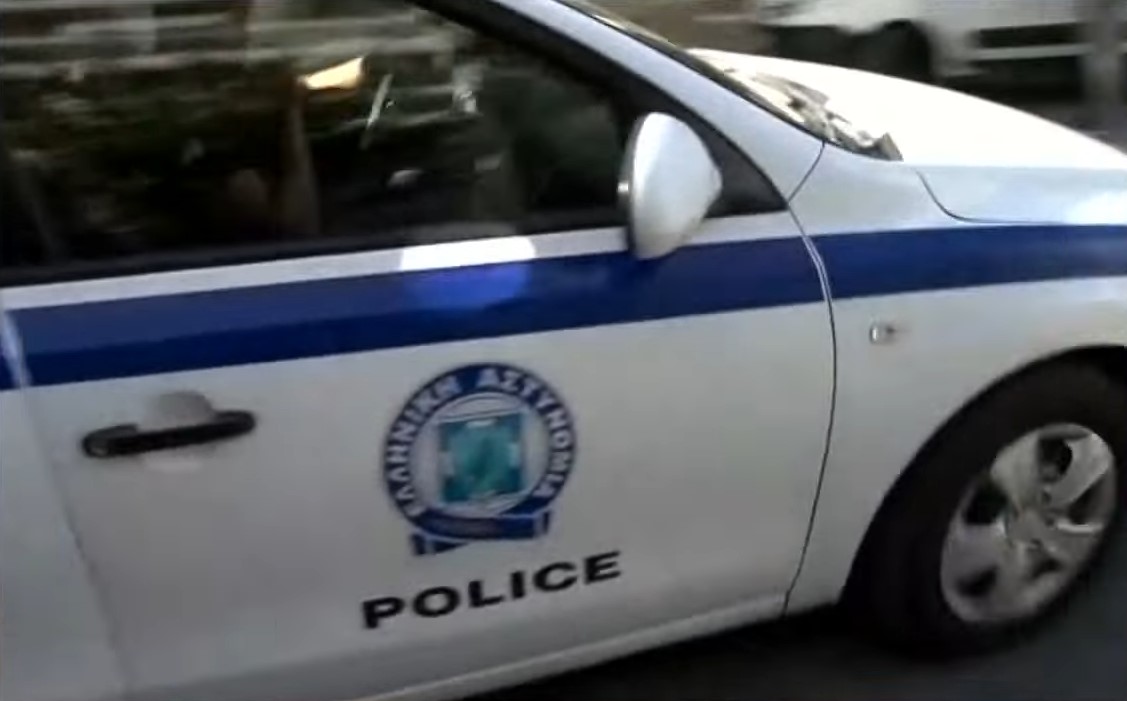 Θεσσαλονίκη: Ανήλικοι Ρομά «μπούκαραν» σε καταστήματα και άρπαξαν πατίνι, τάμπλετ και κινητό meaculpa.gr/thessaloniki-a…