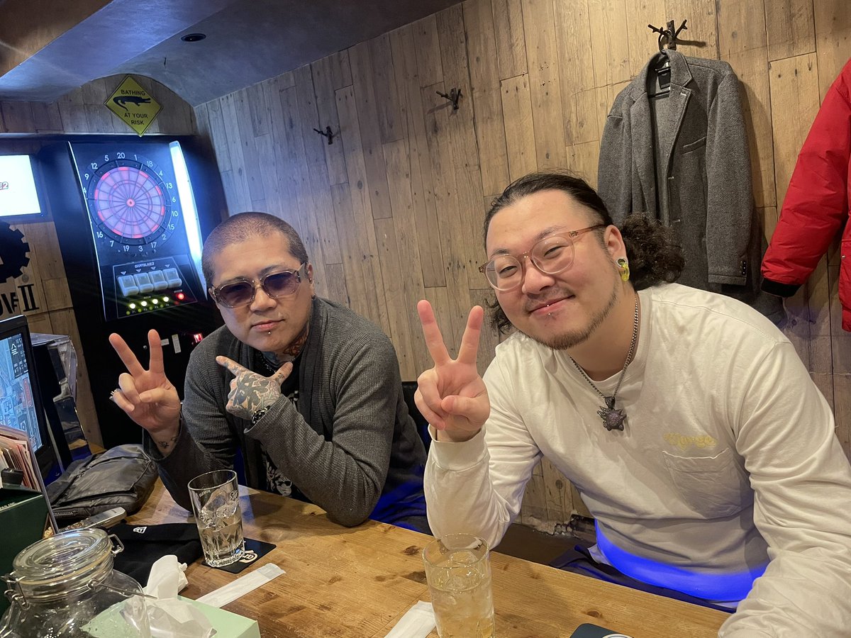 はーいっやっ！

なんかエモい

あの頃この頃花咲く頃

あの頃はまだ若かったからさ

さぁさ

お立ち合い

今日もやってみるよ

マコさん
工藤

飛び石連休