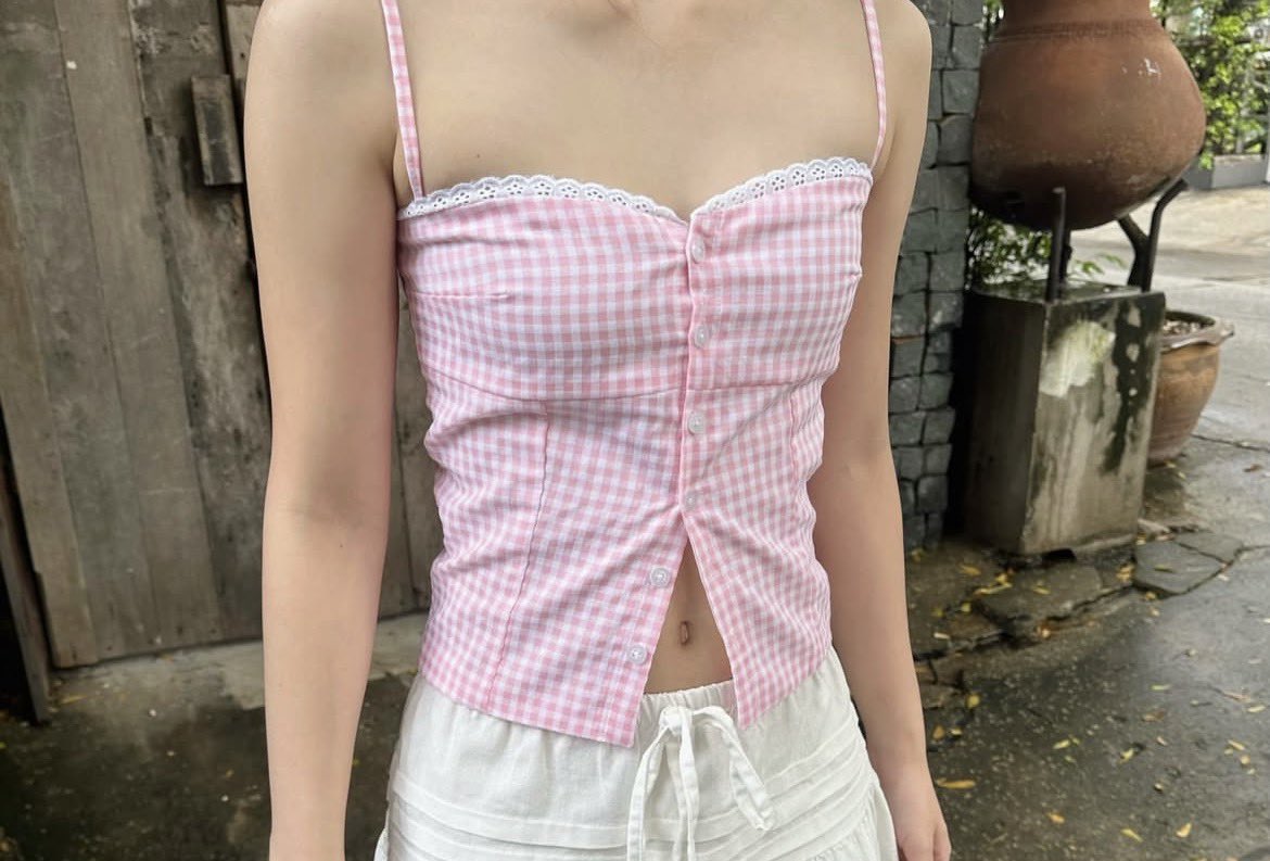 sonhosaurus's tweet photo. มาป้ายยาเสื้อผ้าไวบ์น่ารักกๆให้🎀🤏🏻 ได้ฟีลสาว cottage เบาๆ ทำดีเทลแต่ละตัวดีมากก สามารถใส่ everyday look ได้คั้บบ🩰🥯👀 https://t.co/5theaOiAzX