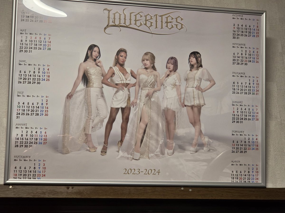 タワレコで通常版を受け取り、帰宅するとVictorからTシャツ付きHeaven