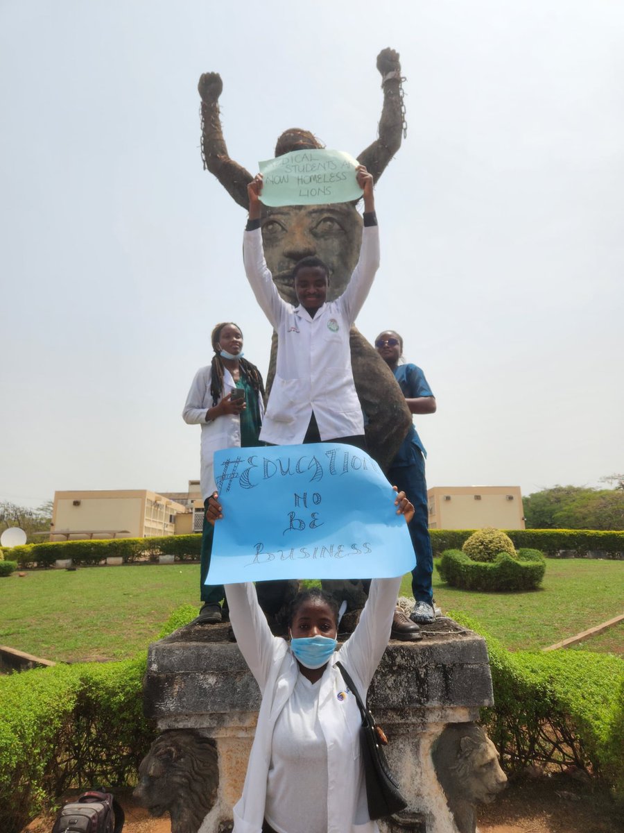 UNNMBBSBDS025's tweet photo. WE SAY NO!!!!!   

@eric_gugua 
@Nigerian_Doctor 
@yabaleftonline 
@aproko_doctor 

#justiceforunnmedicalstudents https://t.co/Ne7pj1i34y