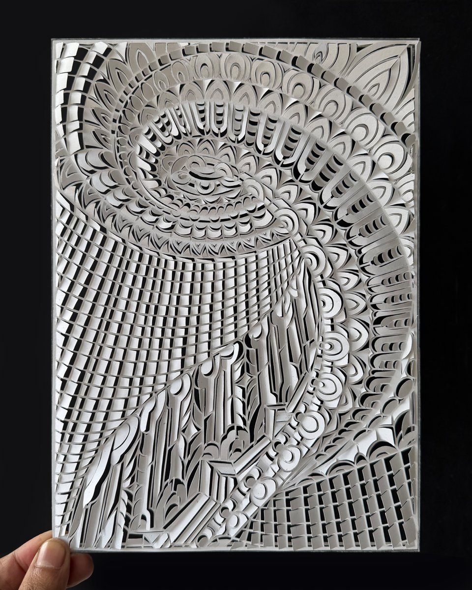 Size : 10x7 inches          

#Paper #papercut #papercutting #India #architecture #art