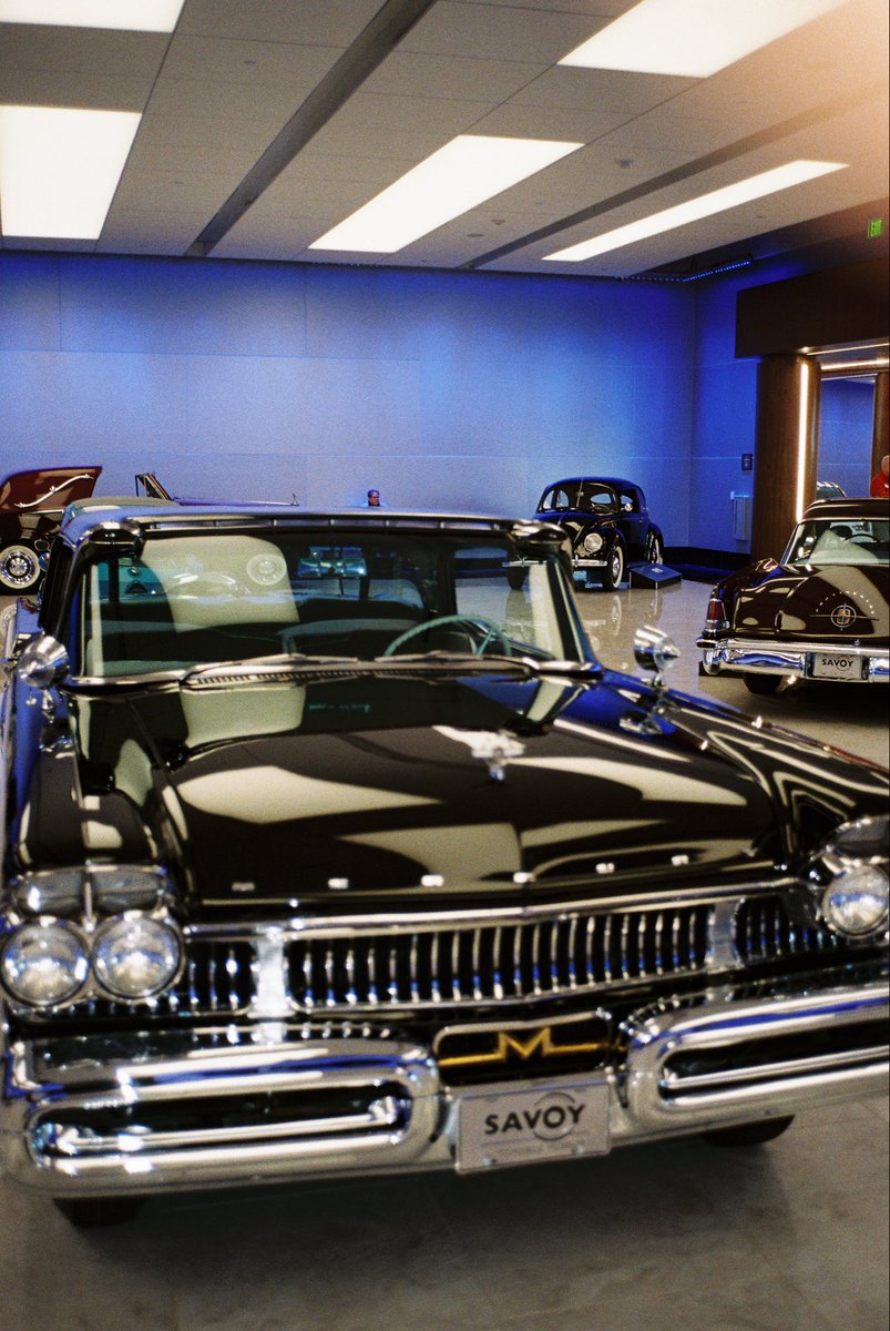 vpntev's tweet photo. Took my camera by a car museum in North Georgia and this is what I saw https://t.co/nDc3P2vkNL