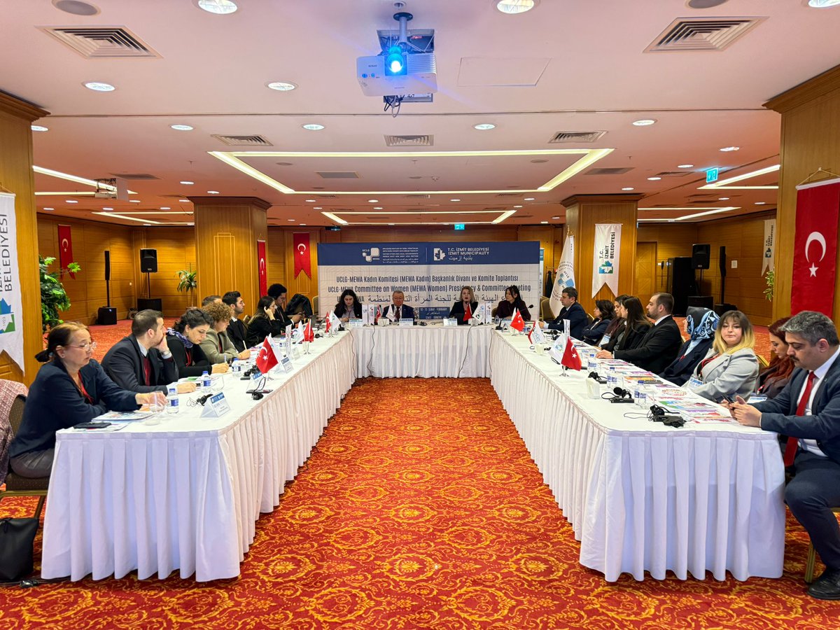 izmeda's tweet photo. UCLG-MEWA Kadın Komitesi Başkanlık Divanı Toplantısı’nda İzmir’i temsil ettik. 

Kadın odaklı sosyal belediyecilik uygulamalarını, kültür politikaları alanındaki deneyimlerimizi ve uluslararası iş birliklerine yönelik çalışmalarımızı paylaştık. 
#UCLGMEWA #EşitlikçiKent https://t.co/TQUYL0cXPJ
