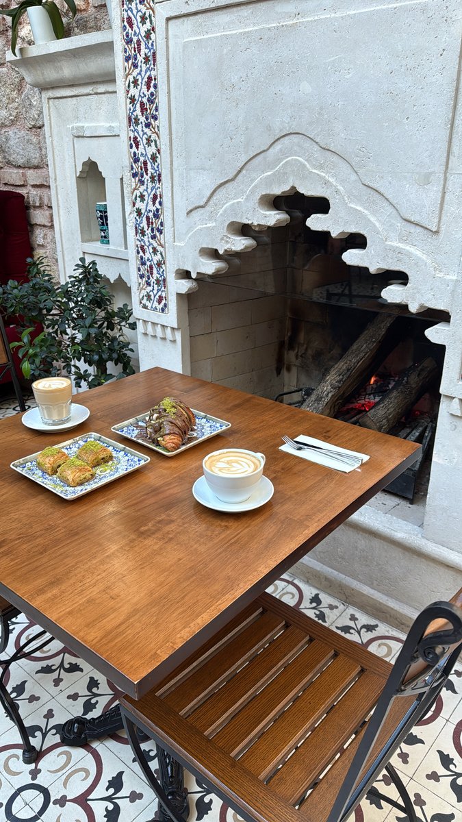 daroutecoffee's tweet photo. A moment to slow down by the fire.
Freshly brewed coffee, handcrafted desserts, and a cozy atmosphere where warmth and flavor come together at Daroutte Coffee.
#darouttecoffee #coffeetime #cozycafe #specialtycoffee #coffeeanddessert #warmvibes #istanbulcafe #cafemood https://t.co/3eK7E3BCwN