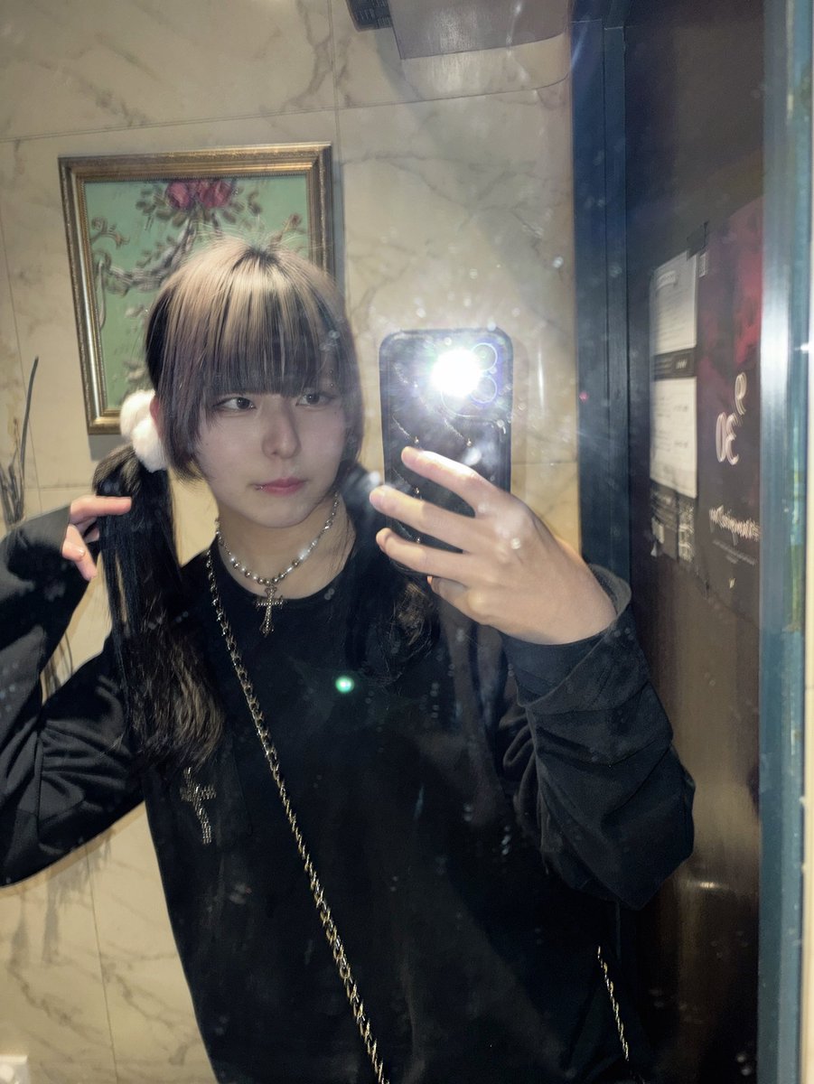 そういえば昨日でヴァンパイアサイド入って1年でした‼️
初期えるさんどーぞ