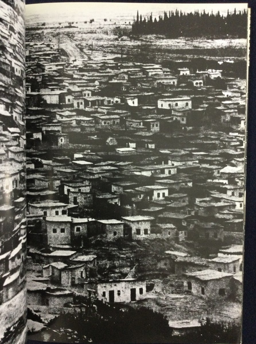 Ryuichi Hirokawa - Palestinian photobook, Exile, Destruction, Fight and  Liberty - 1977

Published by PLO - 54 pages - 18,5 x 26 cm

Photographer: Ryuichi Hirokawa
Authors: Yoshio Katsura, Mitsuyo Shiba

First edition. Softcover photobook. In good condition.

Available on