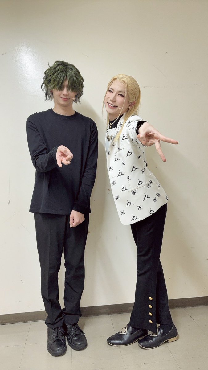 KudoHiromu's tweet photo. #カリdeステ
ご来場誠にありがとうございました！！

はちゃめちゃな毎日、楽しんでもらえていますか？
明日も一緒に楽しみましょうね！！

やり慣れてないギャルピース・・✌️ https://t.co/rSYVSKIlEJ