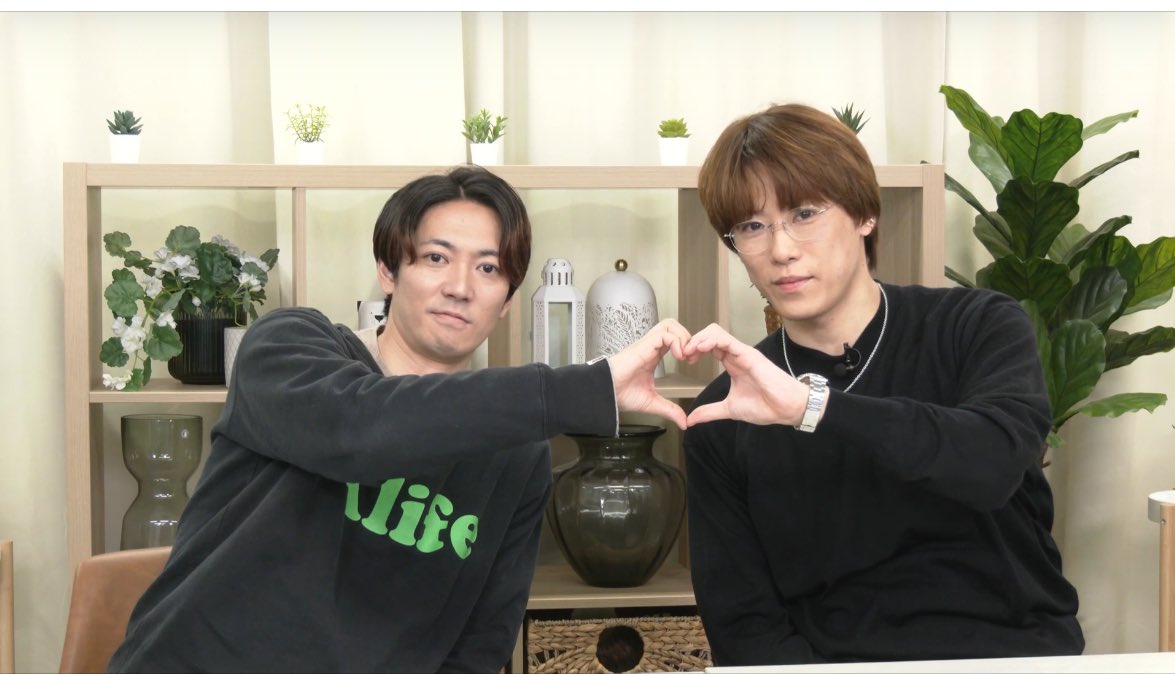 辰越！D.E.F.コンビ💛❤️ スクショタイム、ハート♡とネコの