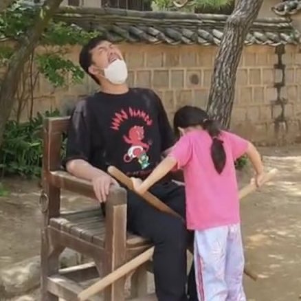 띠기럴 (@tteugida) on Twitter photo 