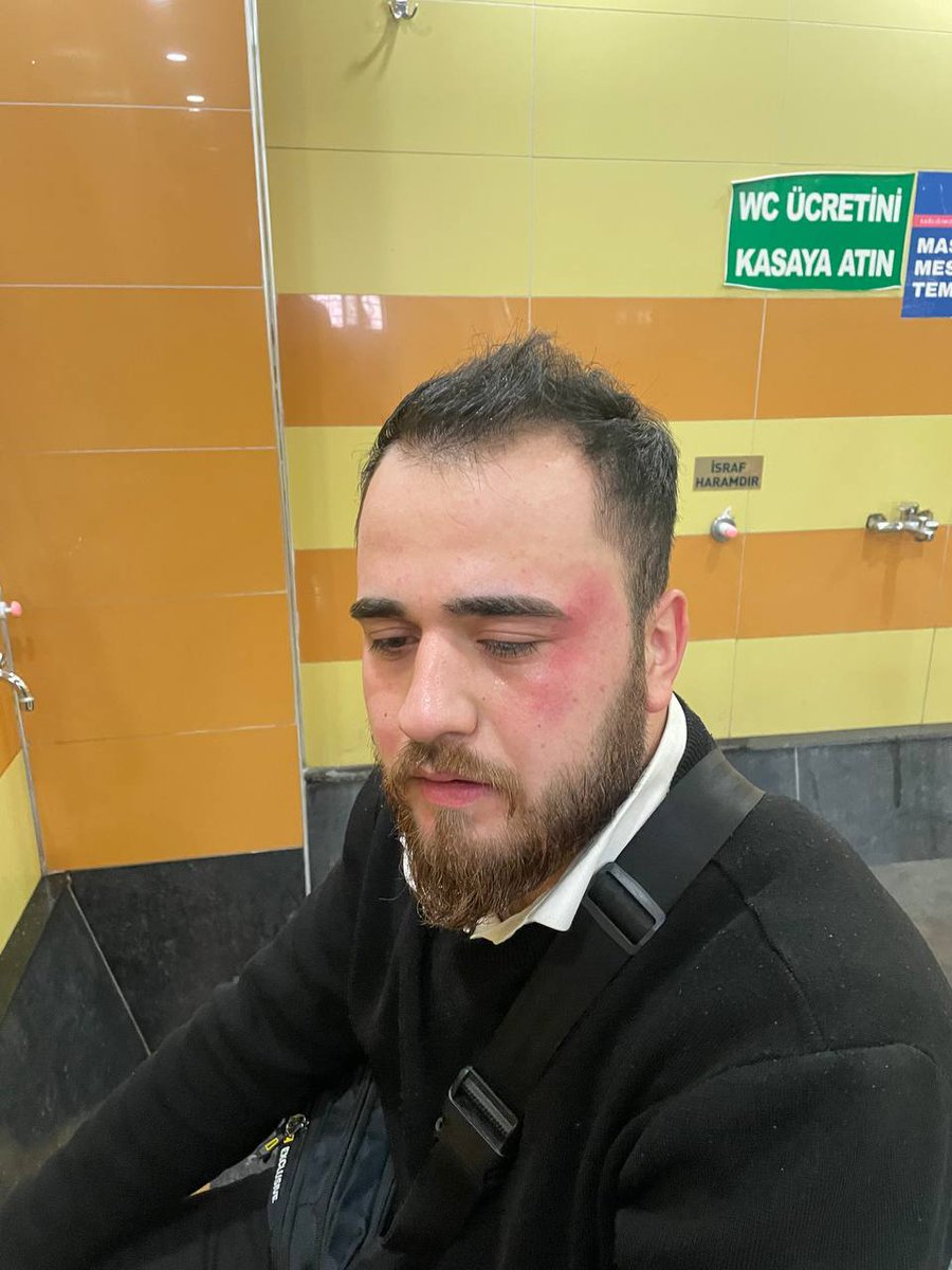 Sn. <a href="/miamustafacftci/">Mustafa ÇİFTÇİ</a>  Batman Emniyeti'nin yaptıklarından haberiniz var mı? 
Sizin <a href="/TC_icisleri/">T.C. İçişleri Bakanlığı</a> görevine gelir gelmez ilk icraatiniz Ramazan Ayı'na düşmanlık yaptırmak mı oldu? Yoksa <a href="/BatmanEmniyet/">Batman Emniyet Müdürlüğü</a> size rağmen mi bunları yapıyor?

RamazanBrandasına SertMüdahale
#BatmanEmniyeti