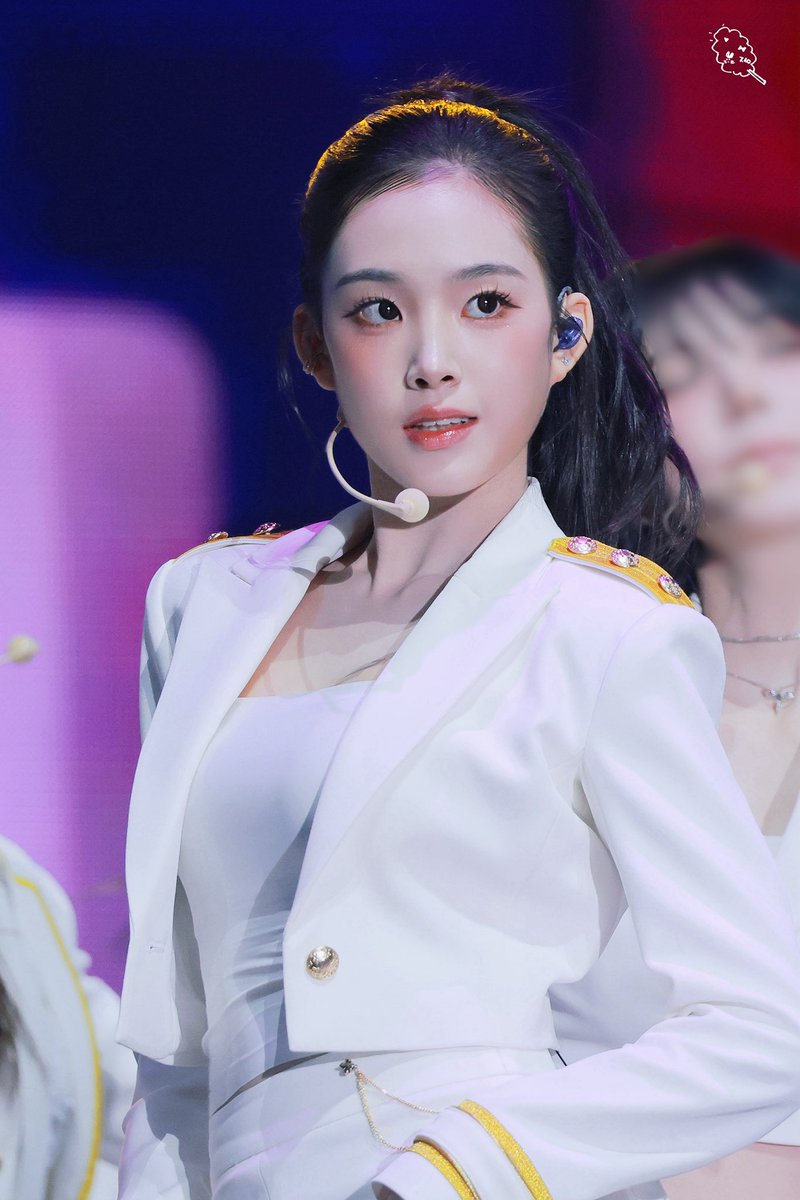 🍭🐰 tweet media