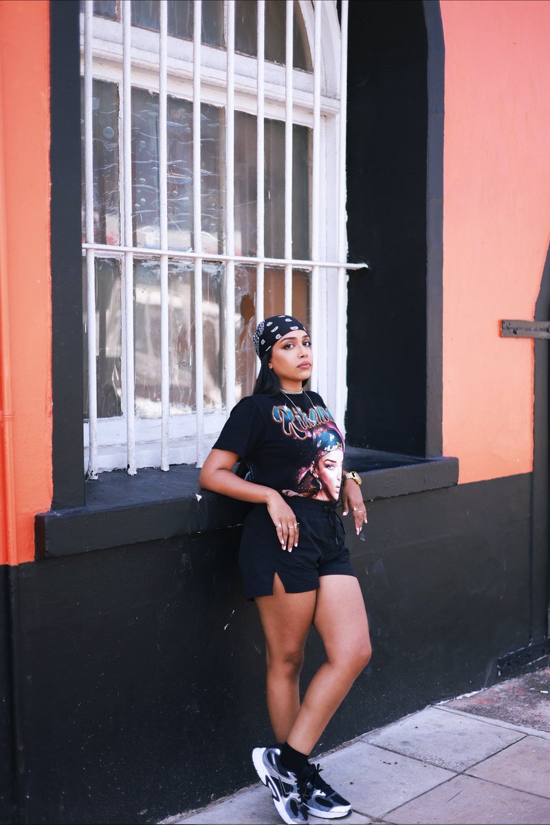 Yashna International tweet media