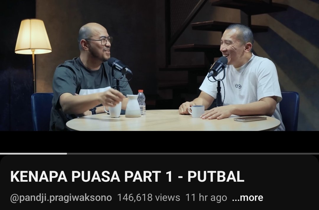 Selama kita puasa fokus banget sama "Gak makan &amp; Gak minum"-nya, sampai lupa kalau highlight utama Ramadan di Al-Qur'an itu sebenarnya adalah interaksi kita sama Al-Qur'an.

​Menurut Ustadz <a href="/felixsiauw/">Felix Siauw</a>, puasa itu ibarat cara kita "mematikan distraksi". 

Sama kayak kita kalau