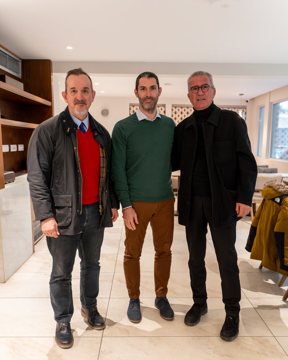 Marketing Greece tweet media