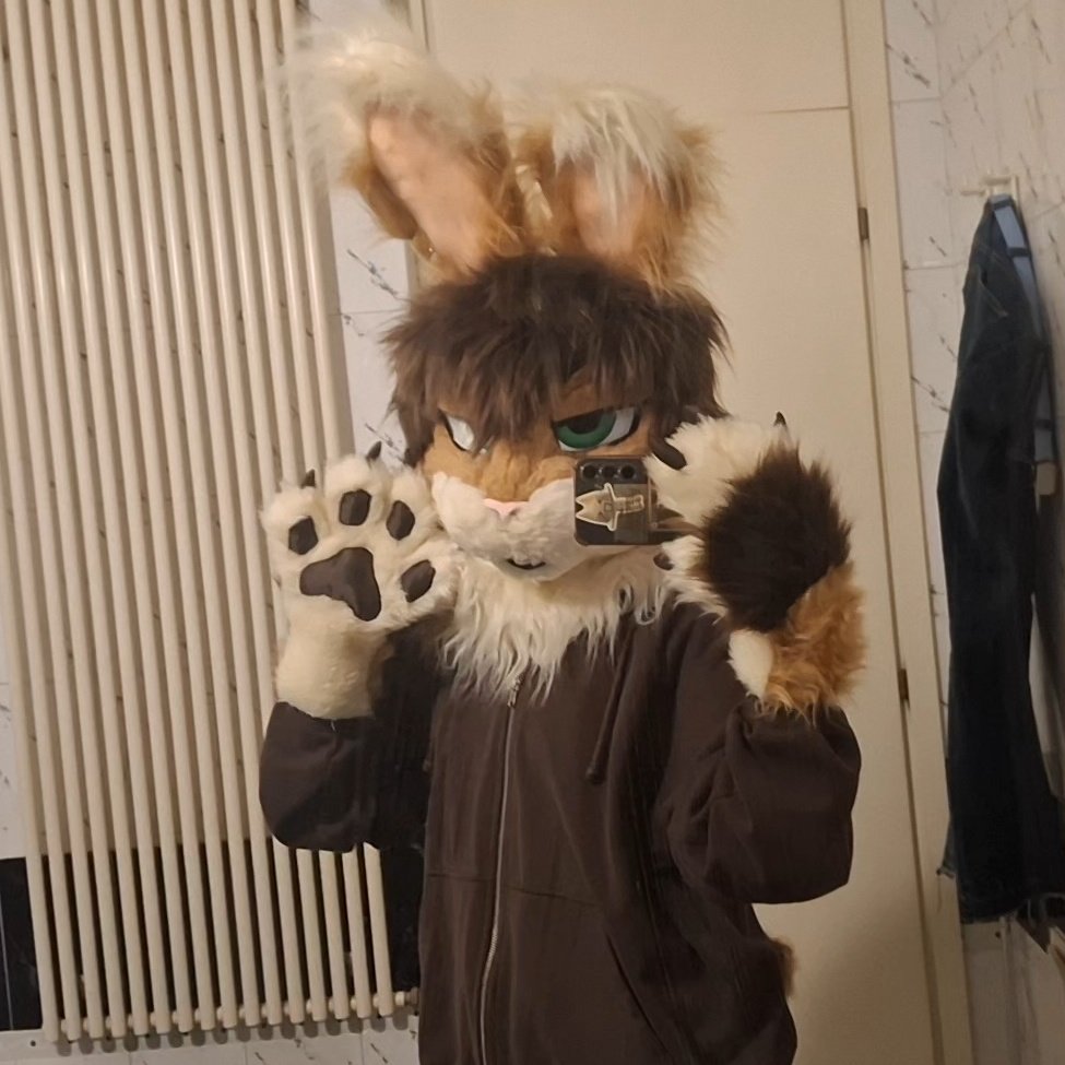 jam 🍃 comm:open tweet media