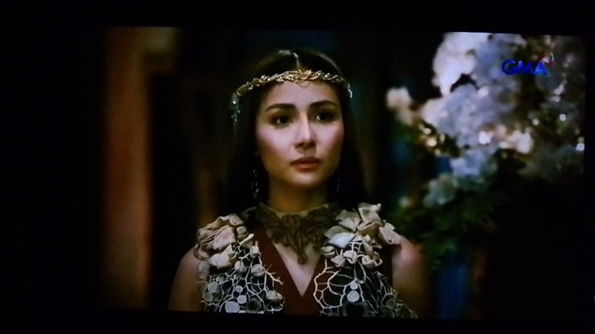 SanyaWarriors's tweet photo. Gustong malaman ni Danaya mula kay Mitena kng magtatagumpay ba sila.. 

#SanggreTumitindingGalit
#SanyaLopez | @sanya_lopez https://t.co/C9SnCh3jyo