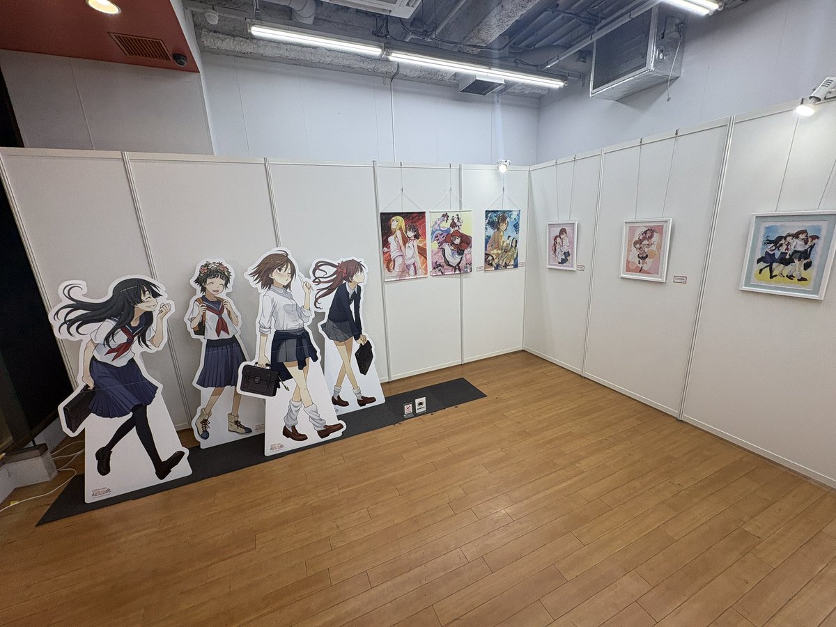 compas_nana's tweet photo. 超電磁砲のポップアップ行ってきた！
非常に良い https://t.co/zkeQI0Srer