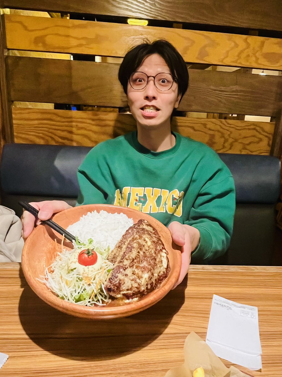 カモン・パンチ【公式】 tweet media