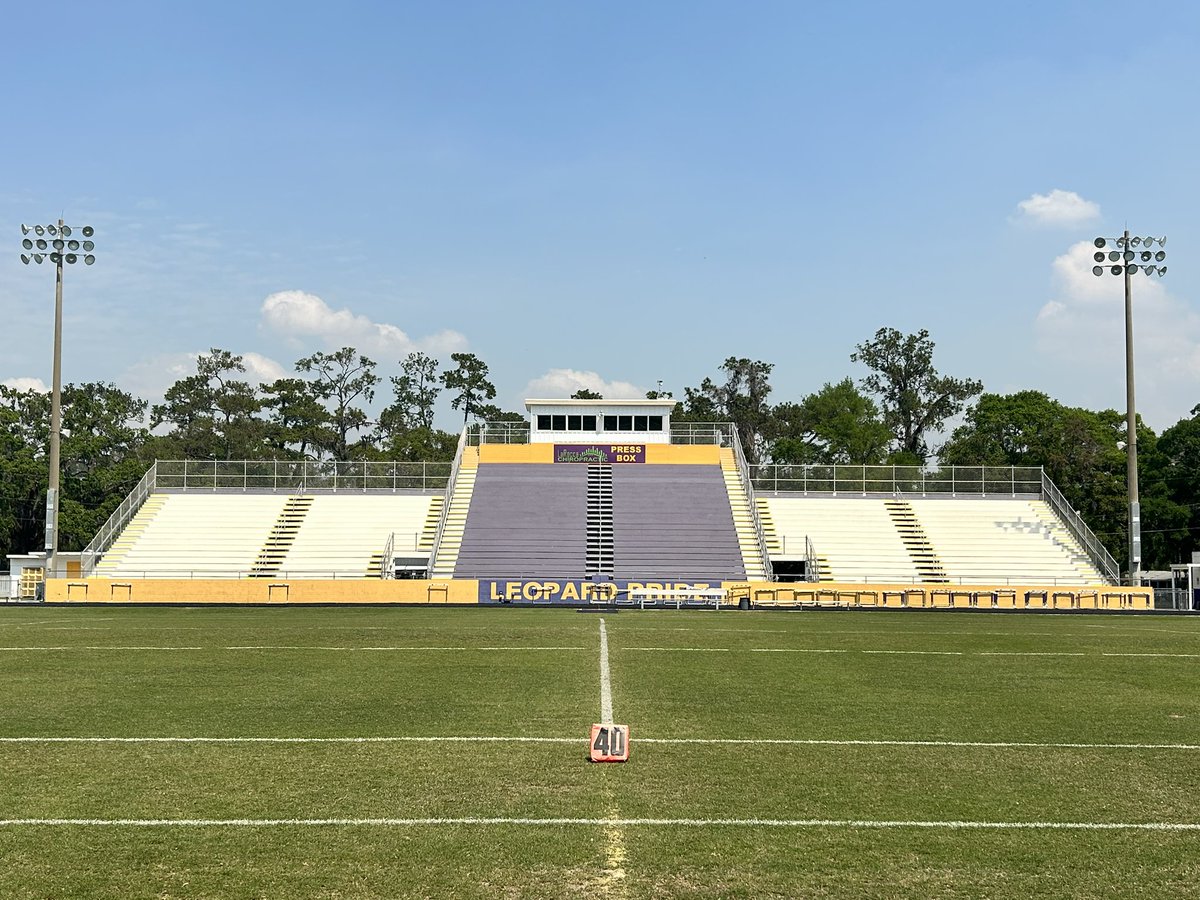 Game day!! Come out to the Leopards Den and support the Lady Leopards Flag Football team as we open the season with NCT tonight. JV will start at 6:00 and Varsity will start at 7:15. LFG!!
#PROWL
<a href="/HernandoCo_Ath/">Hernando School District Athletics</a>