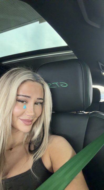 Sophiesnazz tweet media