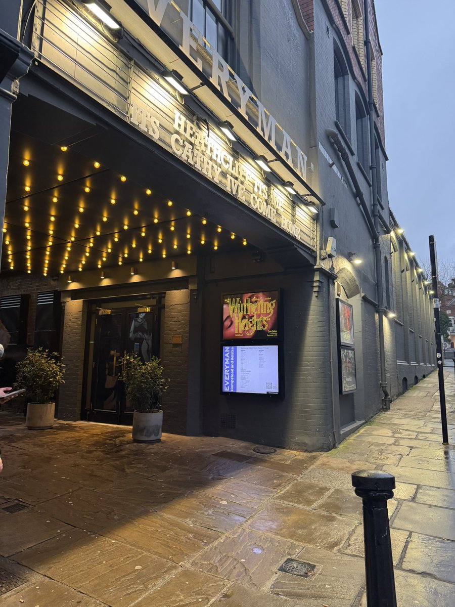 Hampstead High St tweet media