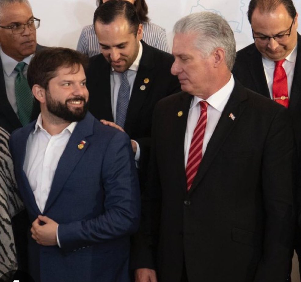 <a href="/MarioAntonioZ13/">Mario Antonio Zambrano</a> Absolutamente de acuerdo, considerando que los dolares van a llegar a la dictadura y no a los cubanos oprimidos por la dictadura, pero no me extraña del #GobiernoCriminalCorruptoYMentiroso de boric