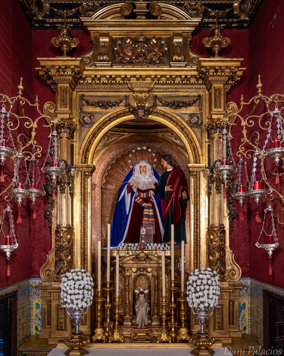 HdaDulceNombre's tweet photo. Con la llegada del Miércoles de Ceniza, María Santísima del Dulce Nombre luce para el tiempo de Cuaresma con terno de hebrea.

“Stabat Mater dolorosa Iuxta crucem lacrimosa”

#LaBofetá https://t.co/at6f8acN6q