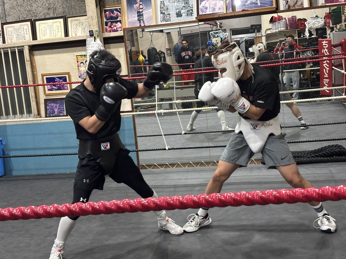 今日はリクとプロ前の子を連れて
丸木ジムへ出稽古に行きました
ありがとうございました🥊