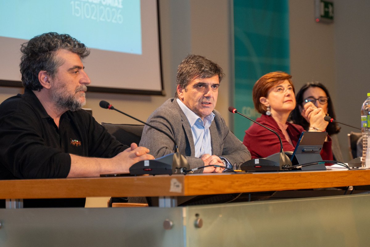 ΕΑΠ - HOU tweet media