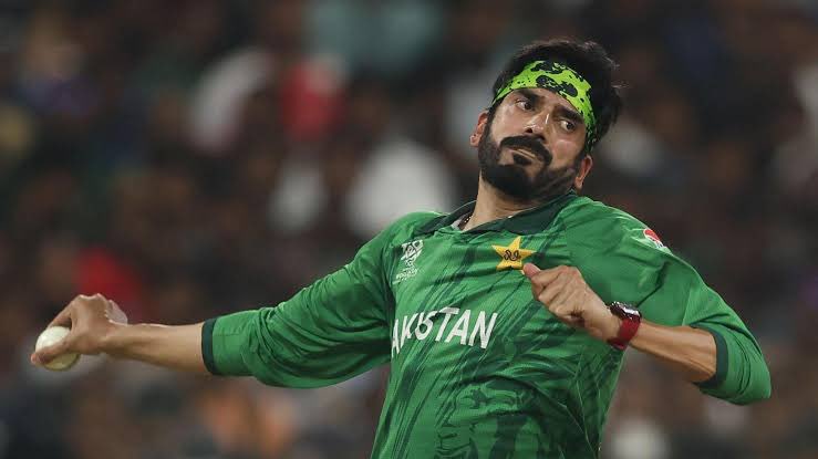 onlyfatimasana's tweet image. usman tariq is a real match winner #PAKVNAM #PakVsInd #INDvsPAK