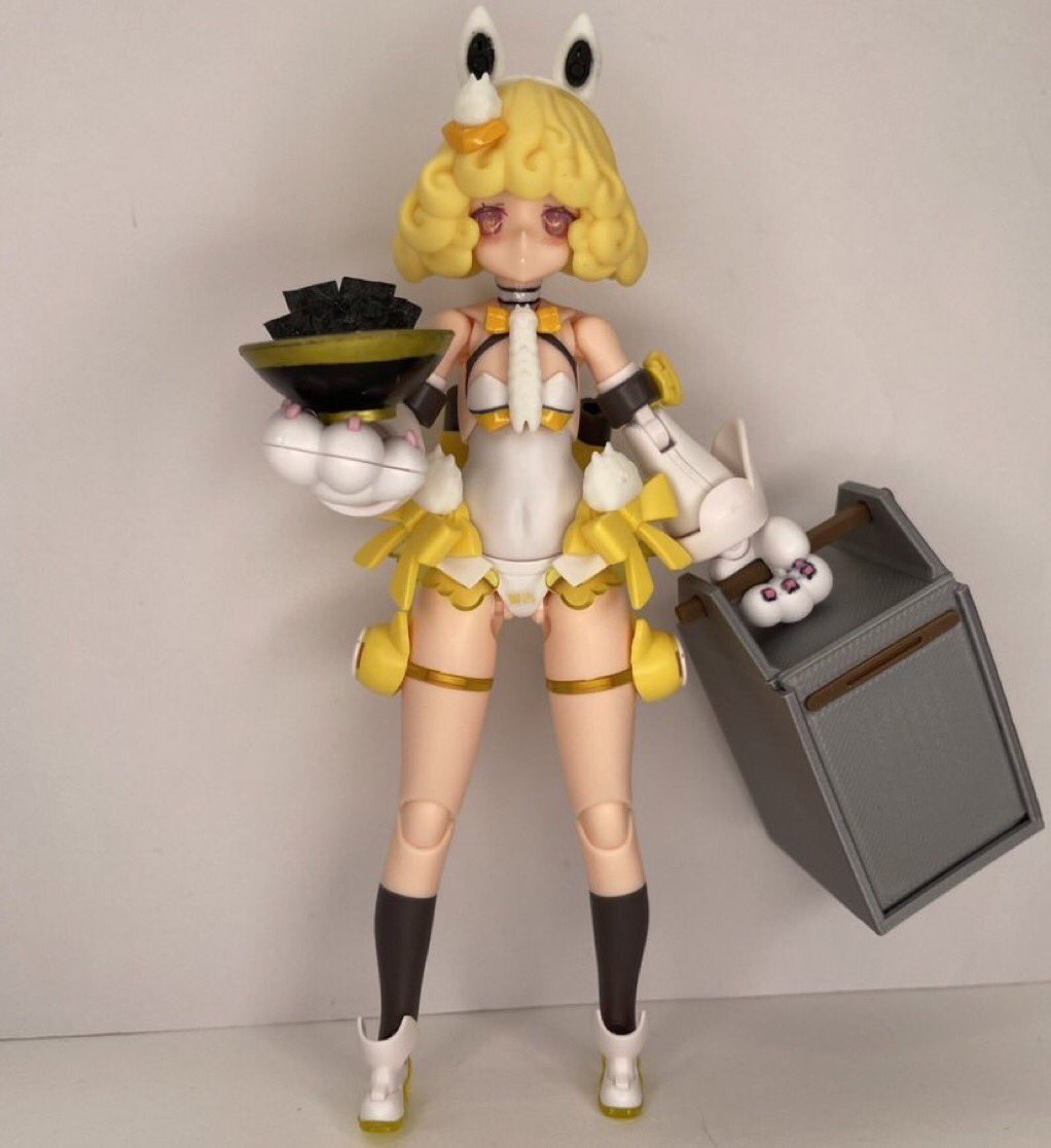 天井もなか tweet media