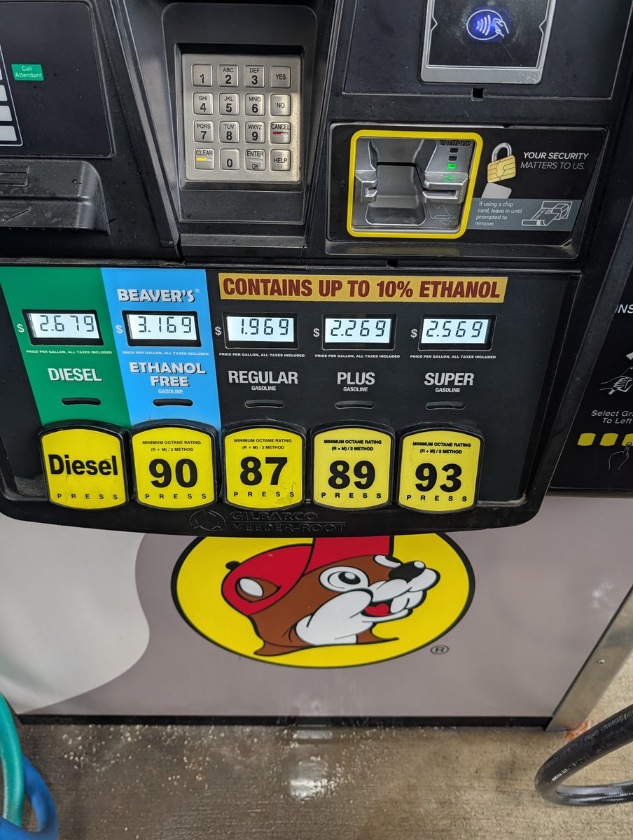 You_Idiom's tweet photo. @ClownWorld IYKYK @bucees https://t.co/IsXZyjeKtF
