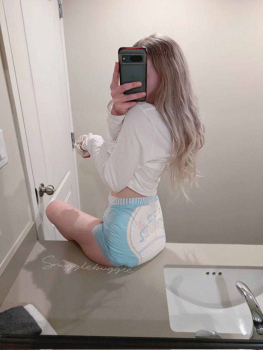 snugglebuggie☁️ 19+ tweet media