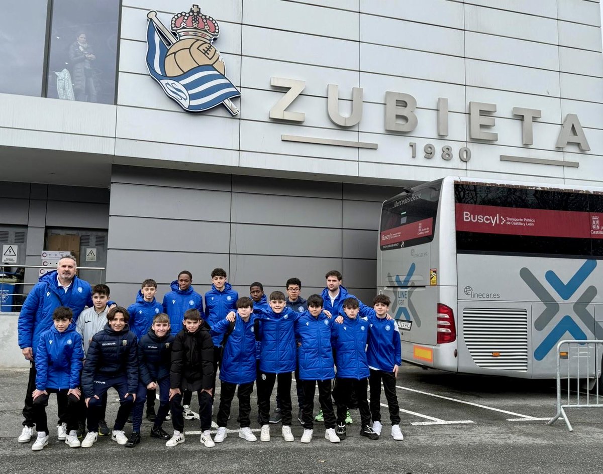 calasanzsoria's tweet photo. Increíble domingo el que vivieron nuestros 2013 en Zubieta, en un clasificatorio para el XL Torneo Int de la @RealSociedad 
No clasificamos por diferencia de goles, pero competimos y disfrutamos al máximo. Gracias a @SDAlmazanoficia y Norma San Leonardo por la cesión de jugadores https://t.co/zZUu5QbEFV