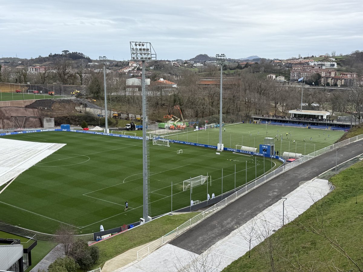 calasanzsoria's tweet photo. Increíble domingo el que vivieron nuestros 2013 en Zubieta, en un clasificatorio para el XL Torneo Int de la @RealSociedad 
No clasificamos por diferencia de goles, pero competimos y disfrutamos al máximo. Gracias a @SDAlmazanoficia y Norma San Leonardo por la cesión de jugadores https://t.co/zZUu5QbEFV