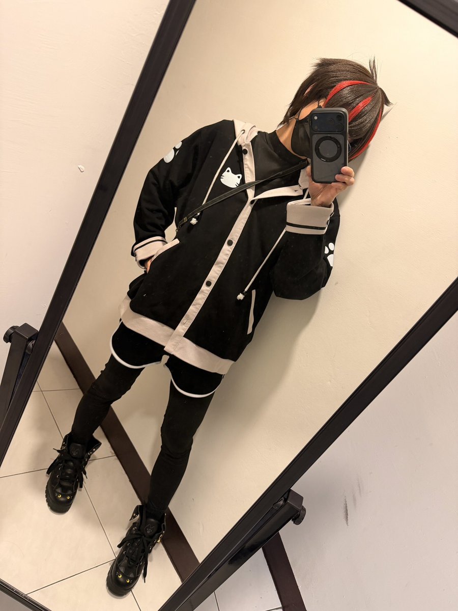 エイセイ tweet media