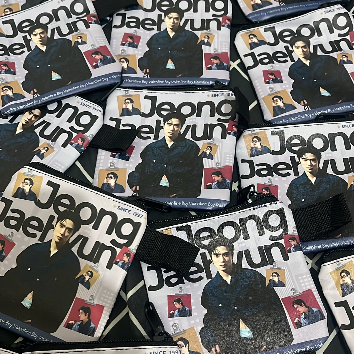 [ Freebies Preview ]

☆ — Pouch —☆