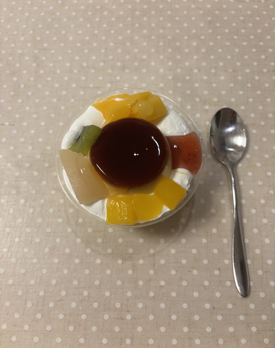 今夜のデザート😊❣️

#プリンアラモード
#ドンレミー