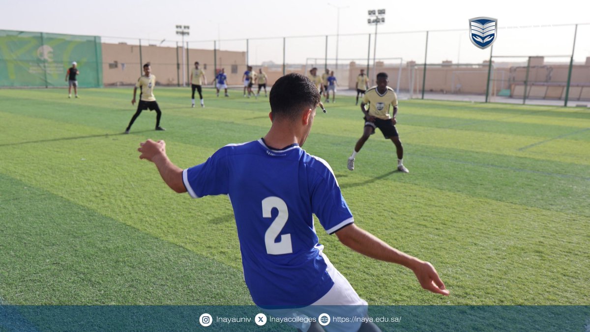 صور من نهائي بطولة الأقسام 🏆

أجواء حماسية ومنافسة قوية جمعت الأقسام في مباراة ختامية استثنائية، انتهت بفوز قسم التمريض العام  👏💙

هنيئًا للأبطال هذا الإنجاز، وشكرًا لجميع الفرق المشاركة على الروح الرياضية والمستوى المشرف ✨