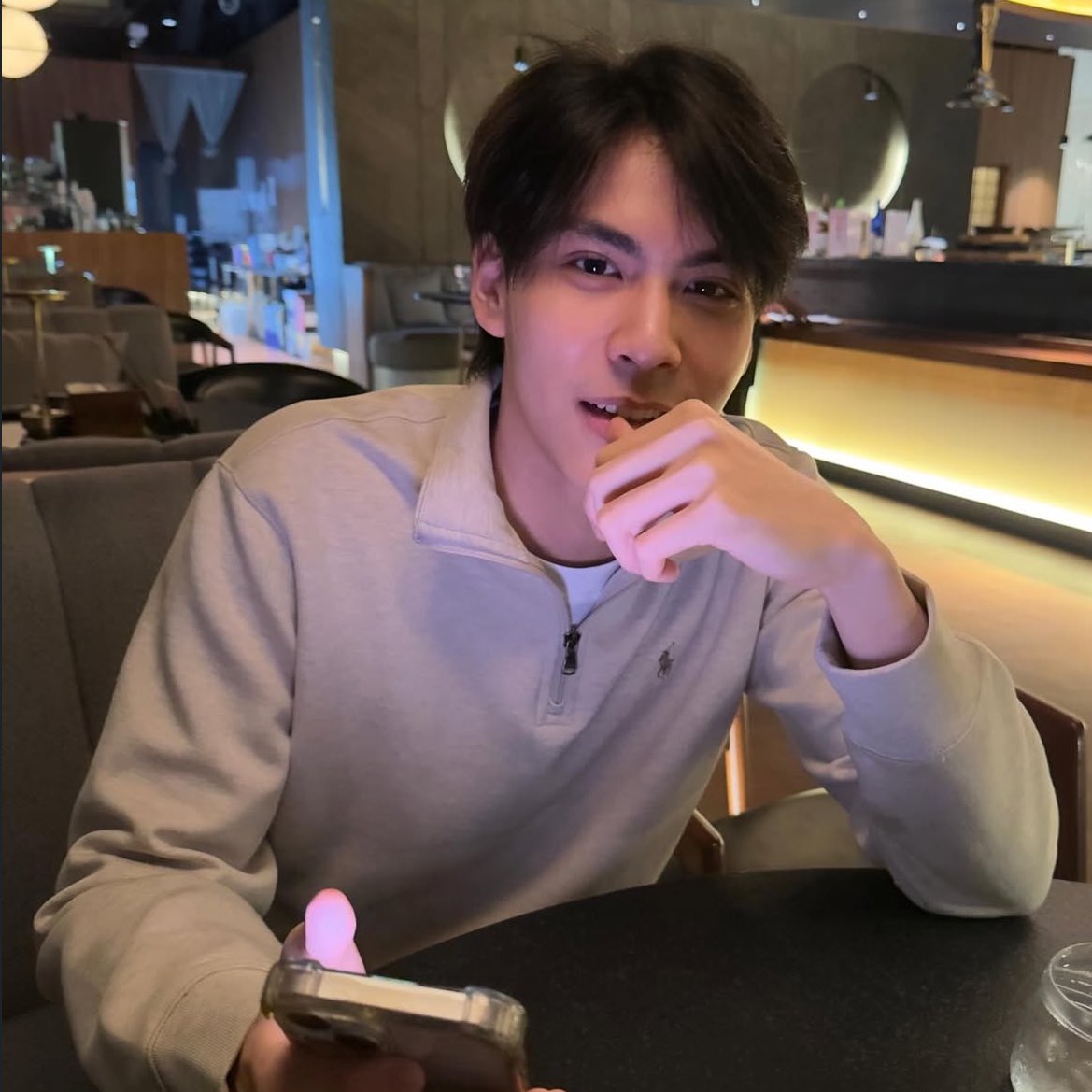 สเปคคนทั้งโลก เขินสายตาพูม่าว่ะเห้ออออ 

( #puma_kk 🐶 )