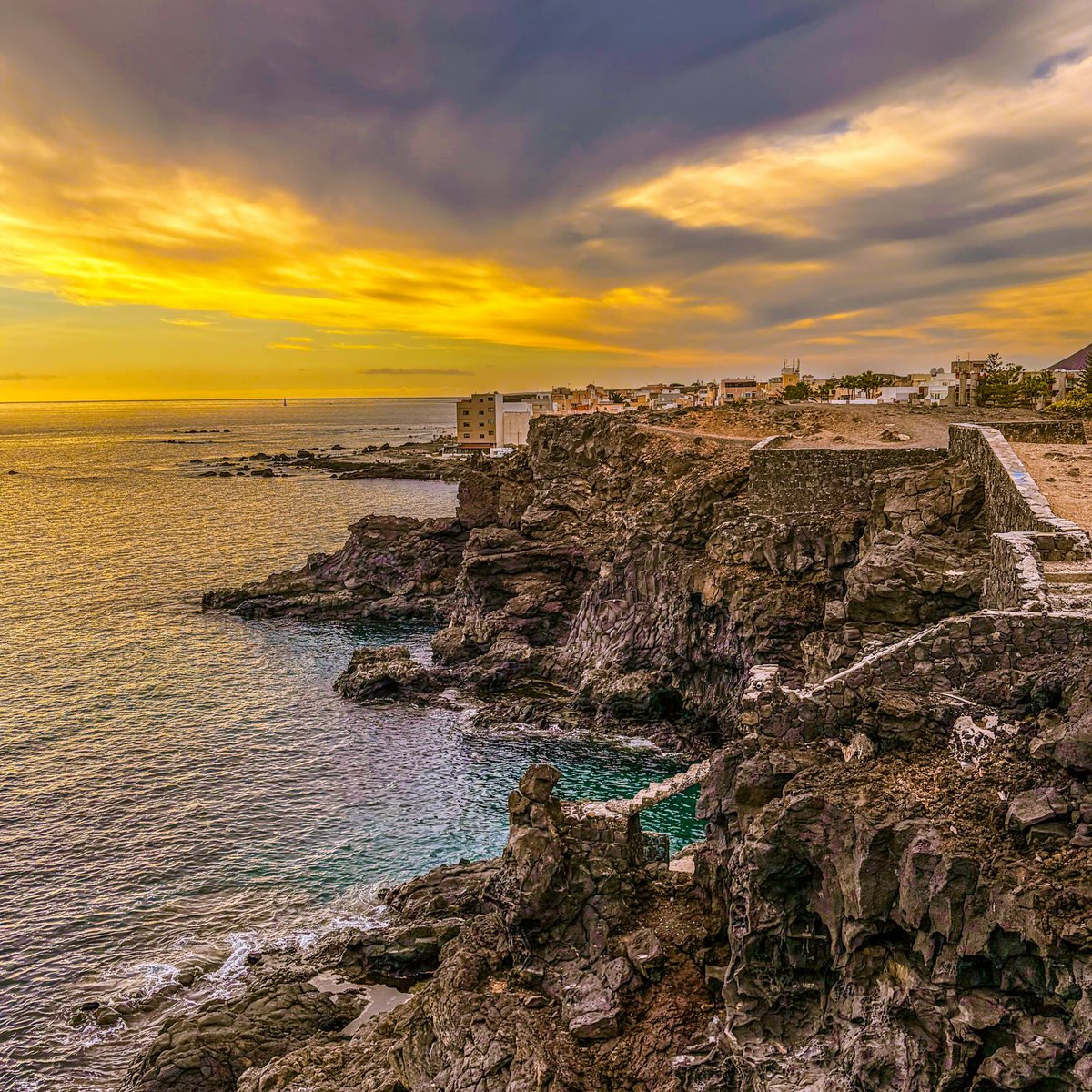 ProudCommerce tweet media