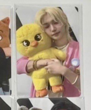 ⋆｡˚ wts | พร้อมส่ง Ⓜ️🏆⌯𐙚 

✴︎ SKZOO <dominATE : celebrATE> ❤️
     รอบหิ้ว pop-up | offline หน้าคอนเสิร์ต

⭐️ Photocard Tincase ✅ ได้การ์ด 
       — 45O฿

BbokAri FL Felix ฟิลิกซ์ 

˚｡⋆ 🛒 ꒰ dm : line ꒱ 𓍼𓍢ִ໋🌷͙֒ 

#ตลาดนัดเด็กหลง #ตลาดนัดStrayKids