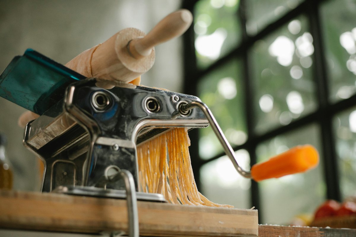 specialkitchn's tweet image. They invested in better kitchen tools—and cooking became simpler 🙌
Ready to join them?

 extraspecialkitchensupplies.com

#kitchenconfidence #cookwaretools #homechef #kitchenessentials #shopnow #andtheylistened #mealprep #onlinekitchen #cookingsupplies #extraspecial