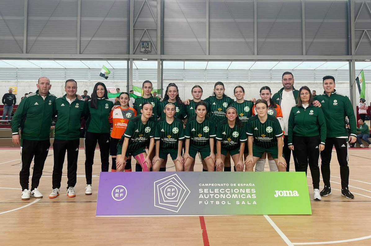 🏆 🇪🇸 | #CESA |
👧Sub 16 FEMENINO Futsal
⏰40'

EXTREMADURA 1-5 REGIÓN DE MURCIA

🏁Final en Montblanc. Las chicas de la Sub-16 se vaciaron sobre la pista, pero no lograron contener la pegada de la selección murciana. Marina Sierra, autora del único tanto del combinado extremeño,