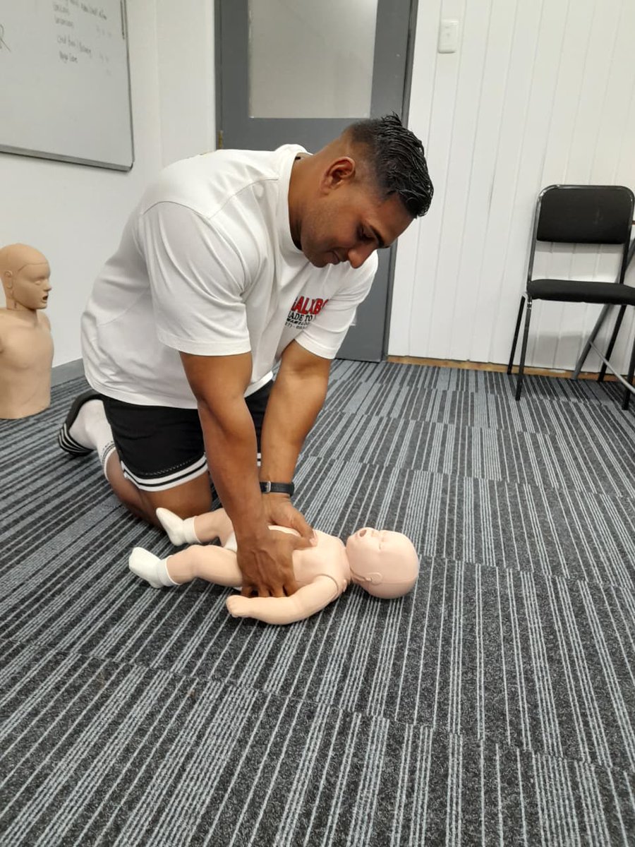 0861EMCARE's tweet image. 🚑 First Aid Training – Starting 23 Feb
Level 1: 23–24 Feb
Level 2: 23–25 Feb
Level 3: 23–26 Feb
Available nationwide. Accredited. Practical. Essential.
WhatsApp: wa.me/27861362273
#FirstAid #HealthAndSafety #EMCARE #WorkplaceSafety