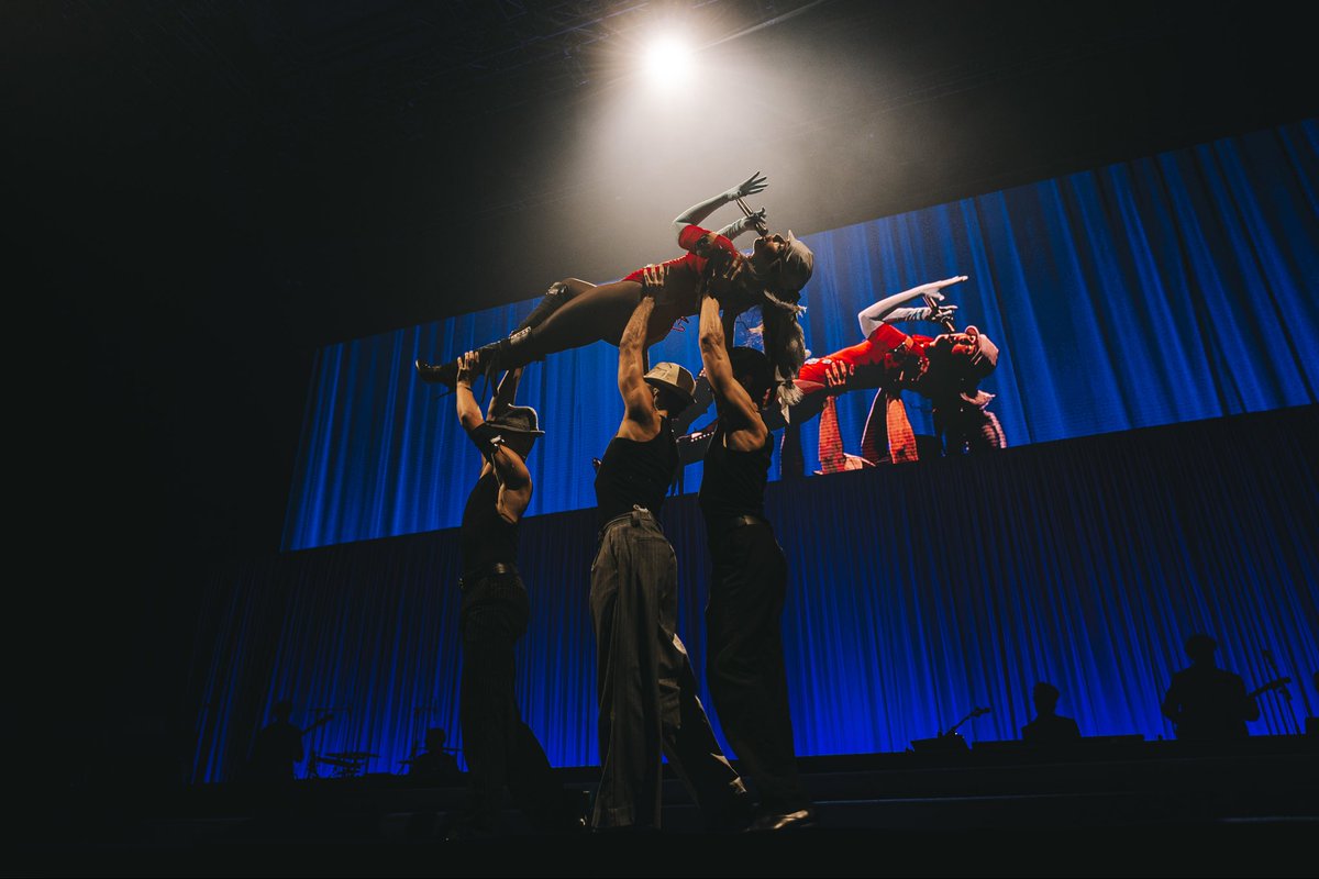 MovistarArenaEs's tweet photo. ❤️ ¡Nathy en acción! Brutal show de @NathyPeluso en el #MovistarArena de Madrid. ¡Queremos muchos más!
 
📸 Manu Pasik https://t.co/MLKTgNK8ut